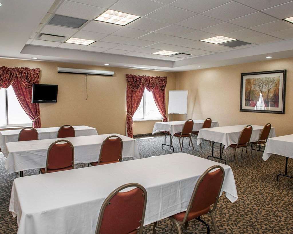 Comfort Suites near Indianapolis Airport - photo 32