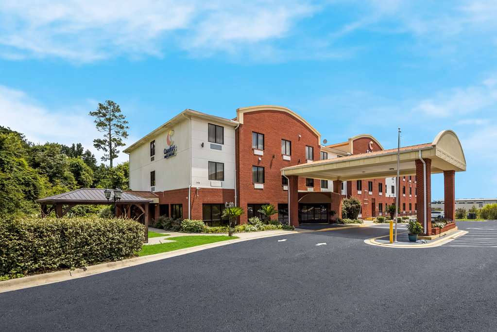 Comfort Inn & Suites Midway Tallahassee West - carbon neutral hotel in Midway