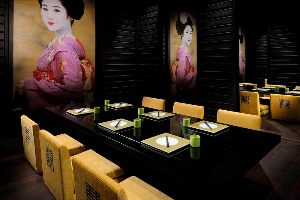 מזון ומשקאות