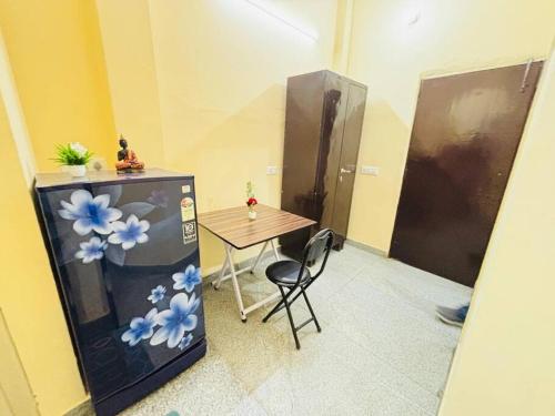Home Stay in Gurugram Nearby Madanta Hospital