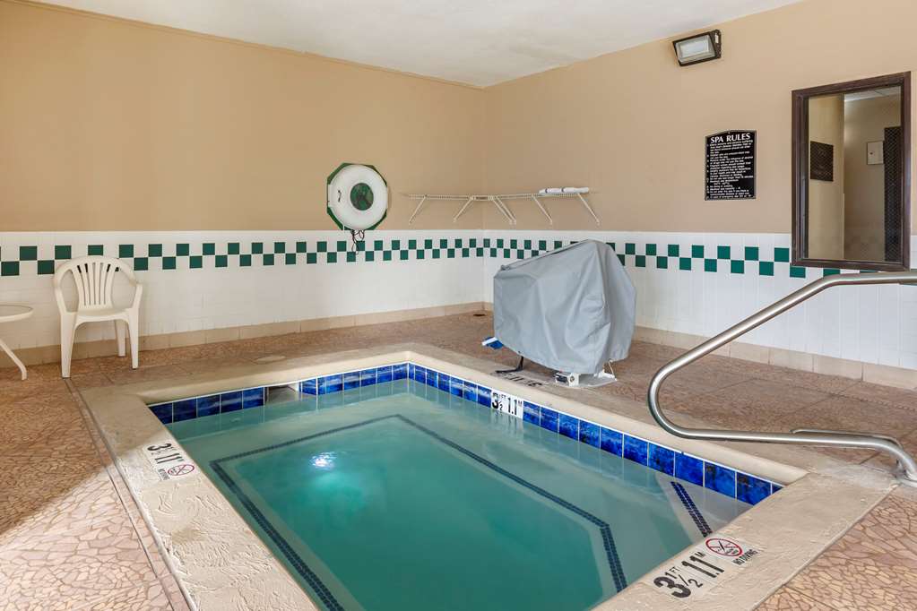 Comfort Inn & Suites Alameda at Albuquerque Balloon Fiesta Park - photo 24