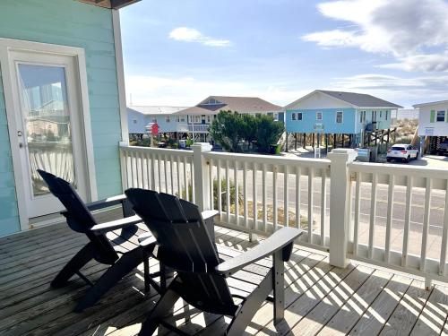 1 Coastal Escape - photo 16