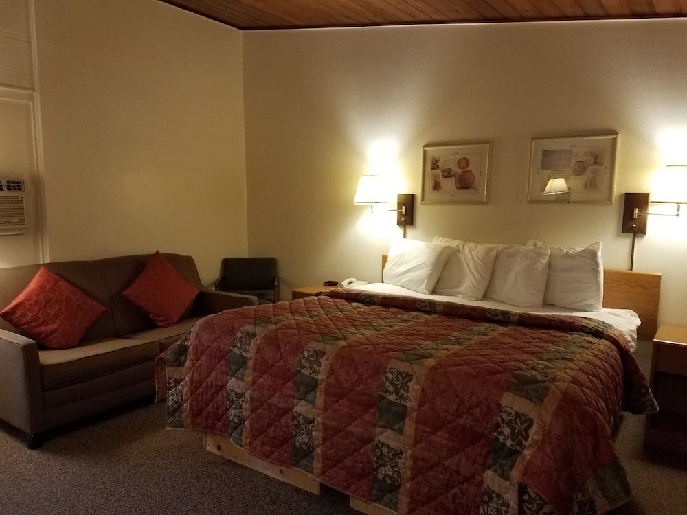 Budget Host Raton - photo 4