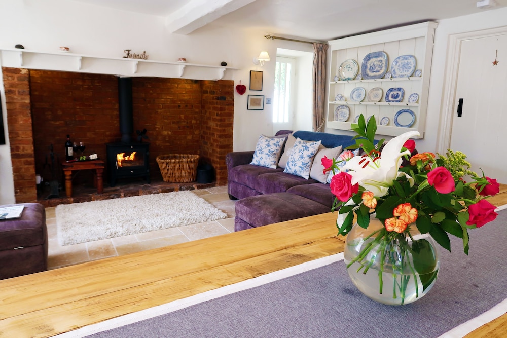 Old Bridwell — 4-Star Luxury Hotel in Cullompton, United Kingdom