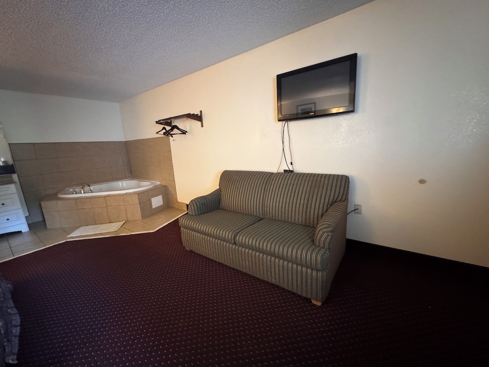 Whispering Pines by Hotel O Whitestone VA - photo 16