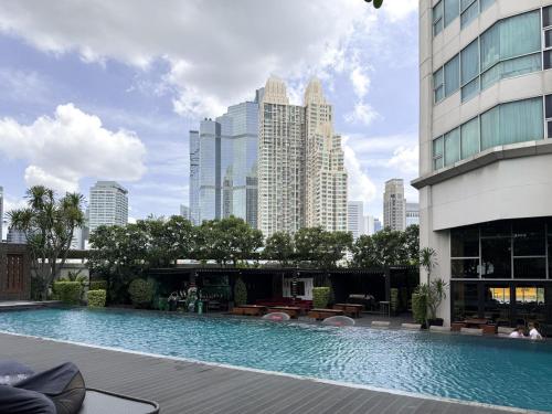Spacious City 69 SQM Fast WiFi BTS Chong Nonsi
