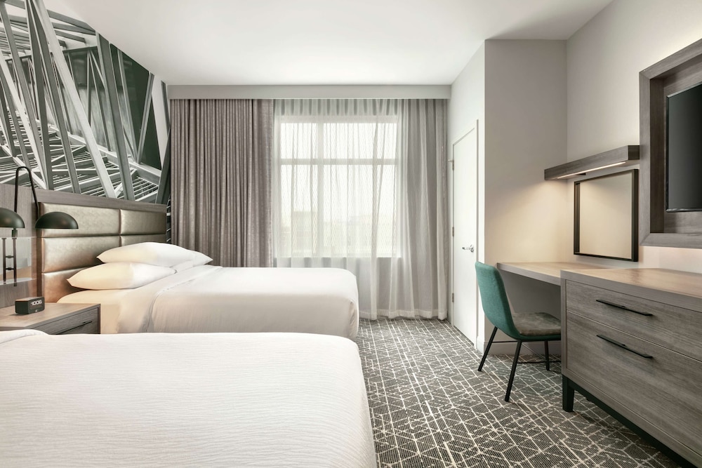 Embassy Suites by Hilton Atlanta Midtown - photo 6