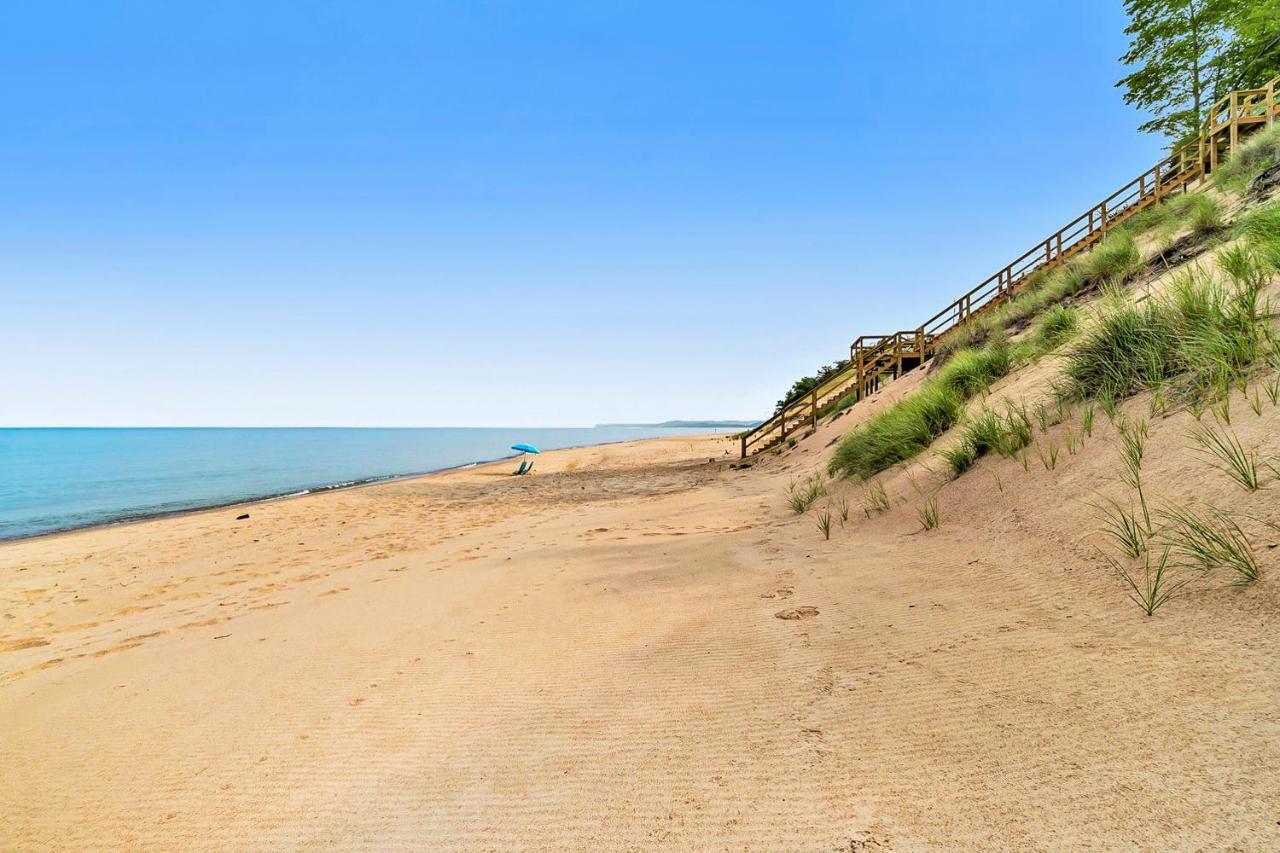 Dune House — 4-Star Luxury Hotel in Manistee, United States