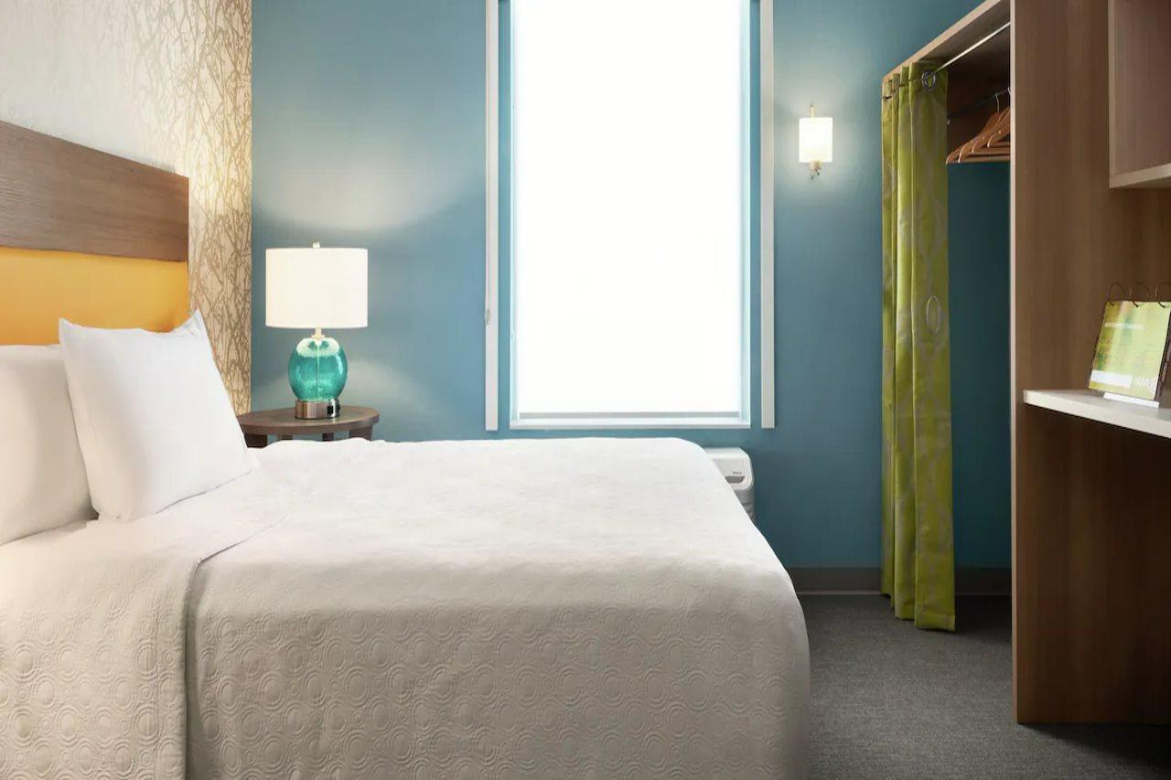 Home2 Suites by Hilton Elkhart - photo 5