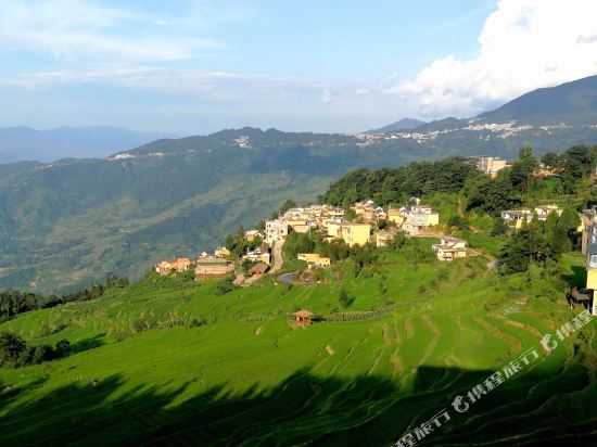 Tianpan Renjia Manor in Yisa, People's Republic of China