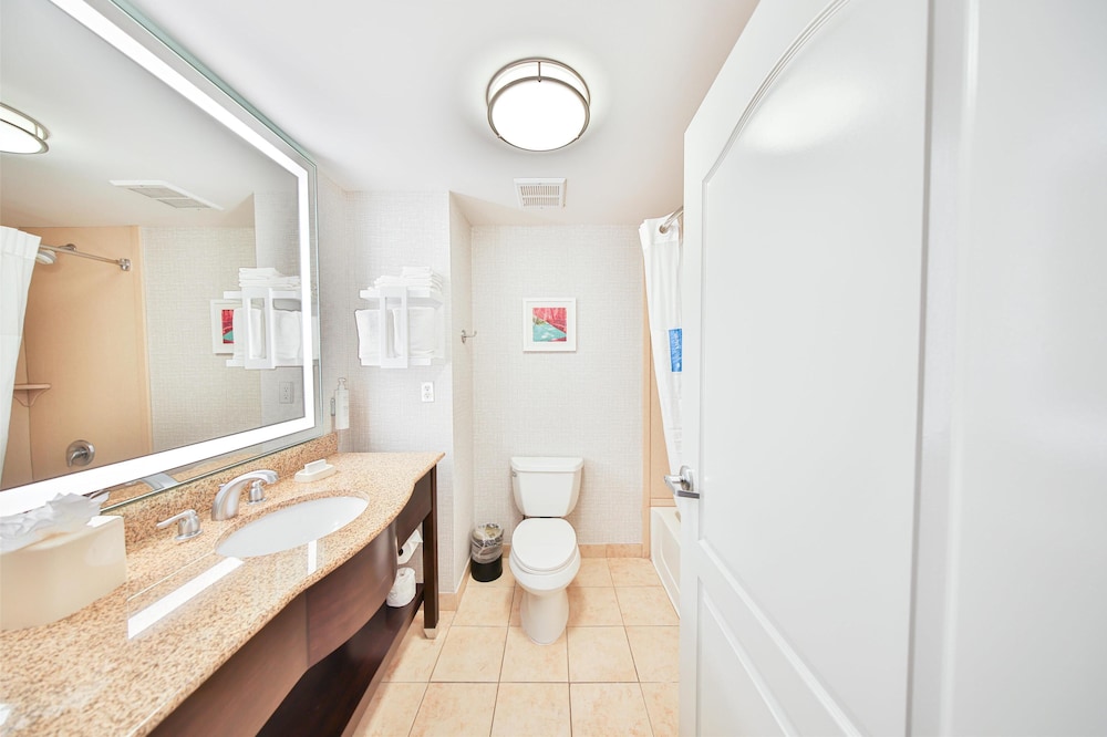 Hampton Inn & Suites Seattle Kent WA - photo 54