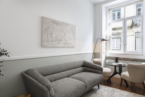 Downtown Flat with Design and Comfort at Downtown 3rd floor no lift