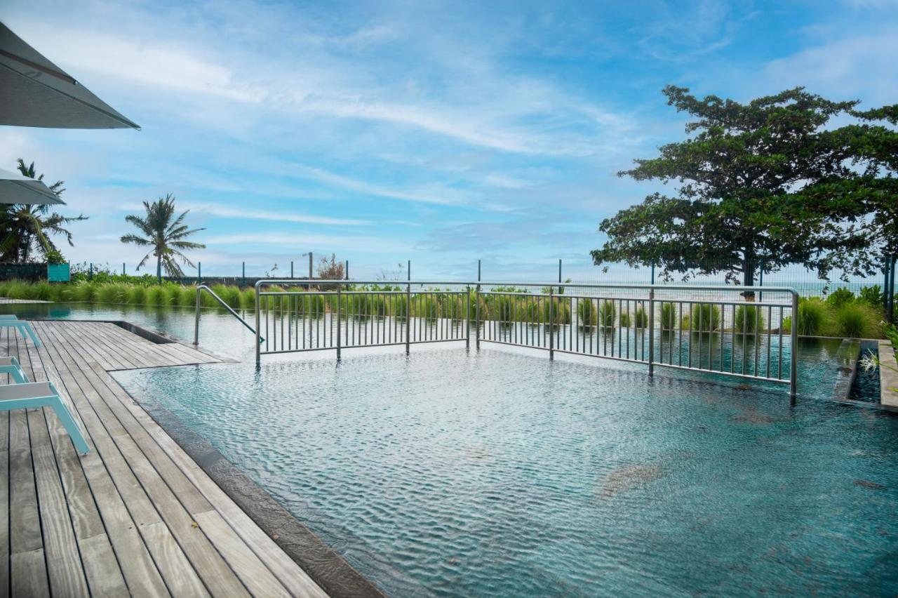 Ocean Point Beachfront Residences Apartment A1 — 4-Star Luxury Hotel in Pointe Aux Piments, Mauritius