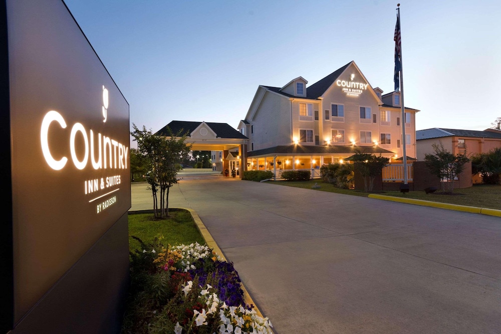 Country Inn & Suites by Radisson Covington LA - featured photo