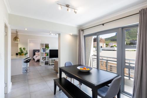 Paragon Devils Peak 3 Bed 2 Bath