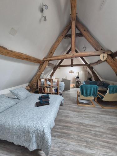 l'Eden caché - carbon neutral hotel in Beaune-La-Rolande