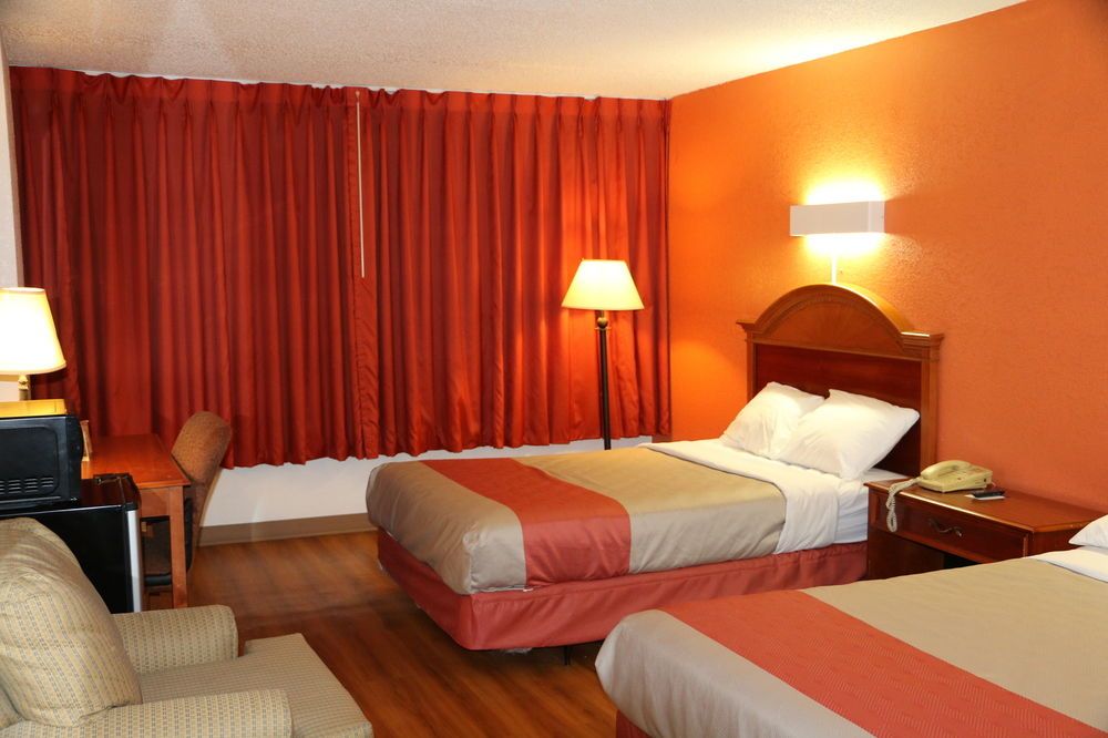 Motel 6 Tulsa Airport - photo 10
