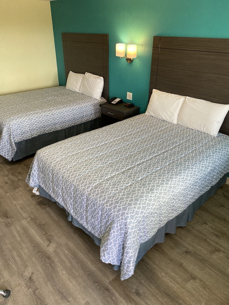 Gila Bend Lodge - photo 9