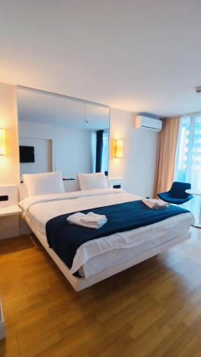 Orbi Sea View Studio Apartment