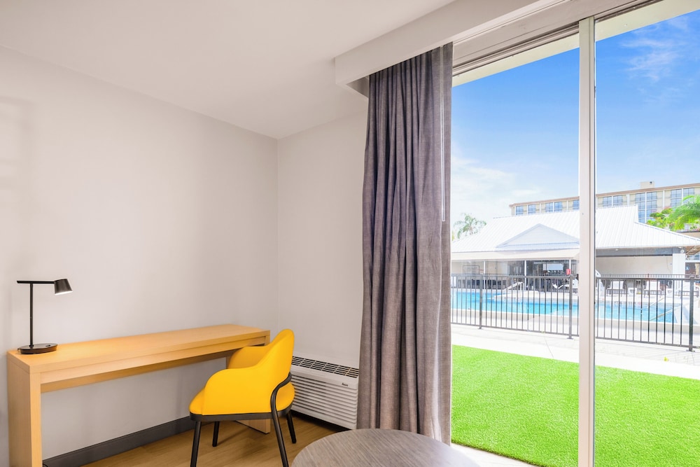 B&B Hotel Orlando International Drive Near Universal Newly Renovated - photo 16
