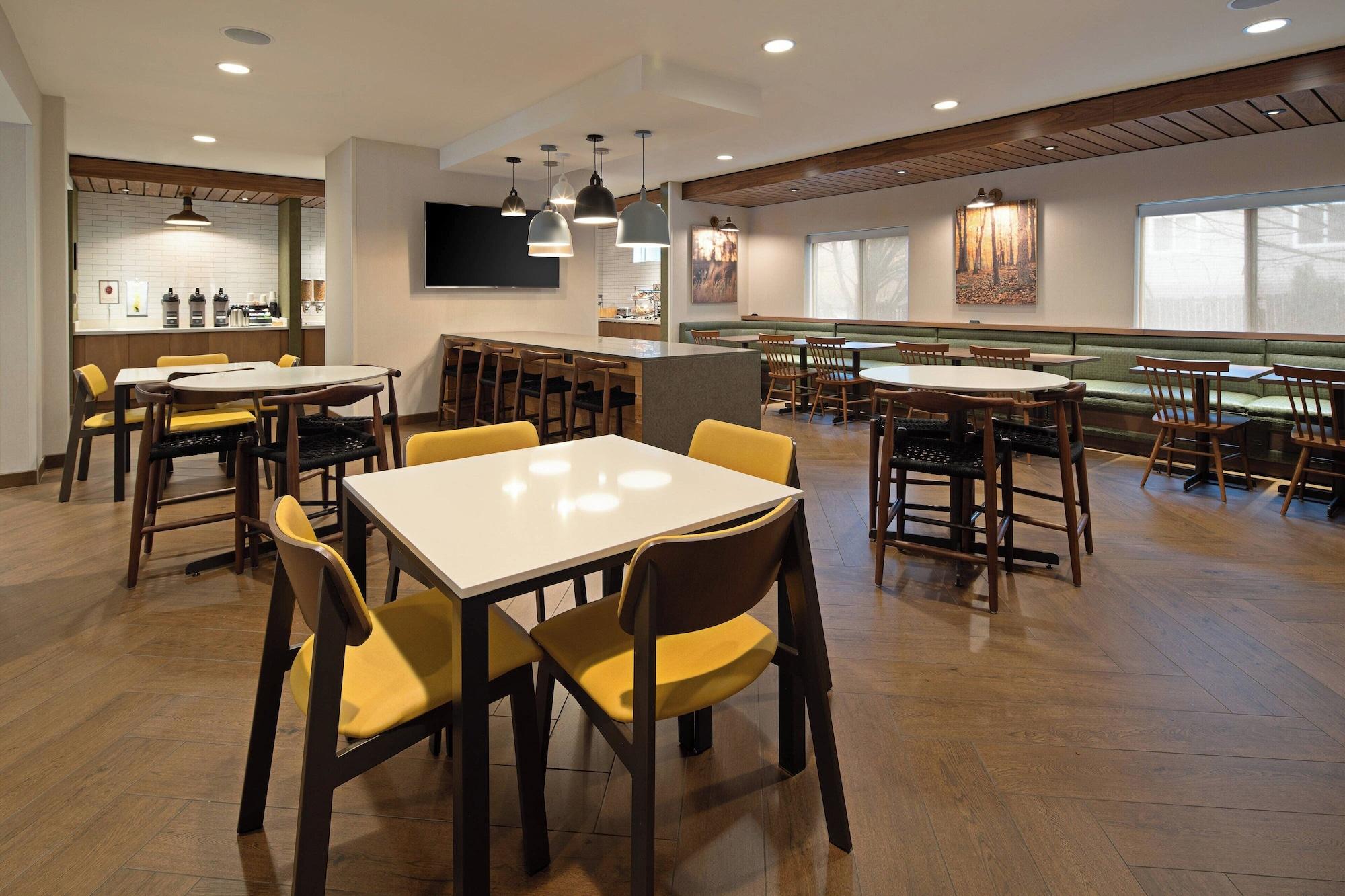 Fairfield by Marriott Inn & Suites Seattle Sea Tac Airport - photo 9
