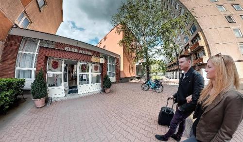 Klub Hotel — hotel in Dunaujvaros