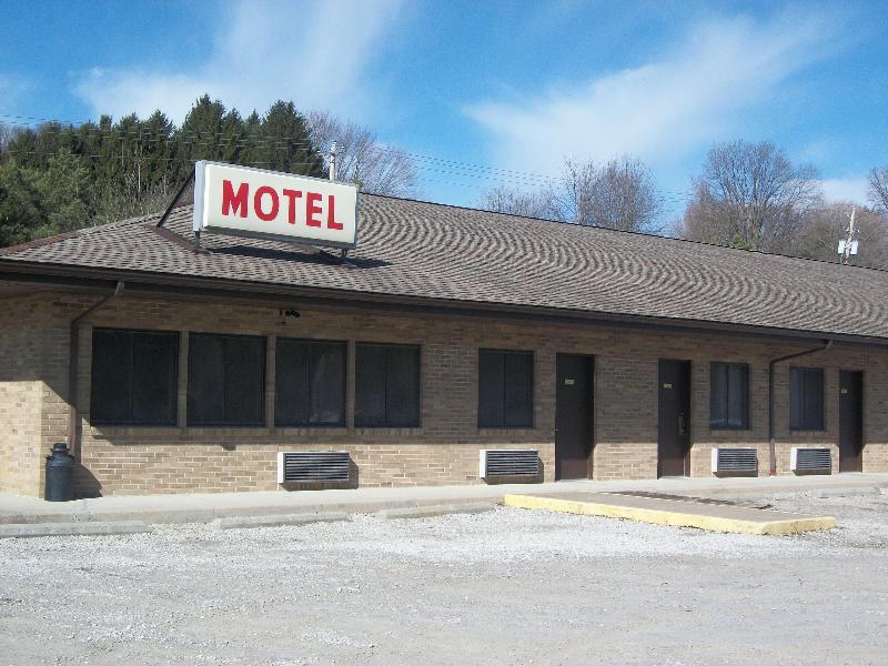 Mohican Little Brown Inn - featured photo