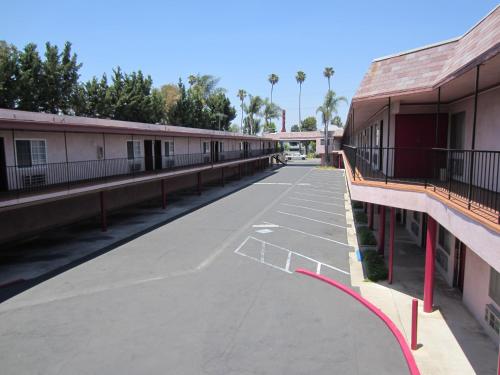 Welcome Inn & Suites Anaheim - photo 7