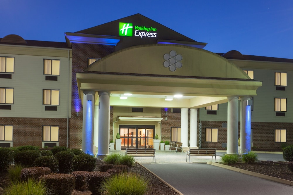 Holiday Inn Express Charles Town by IHG - photo 48