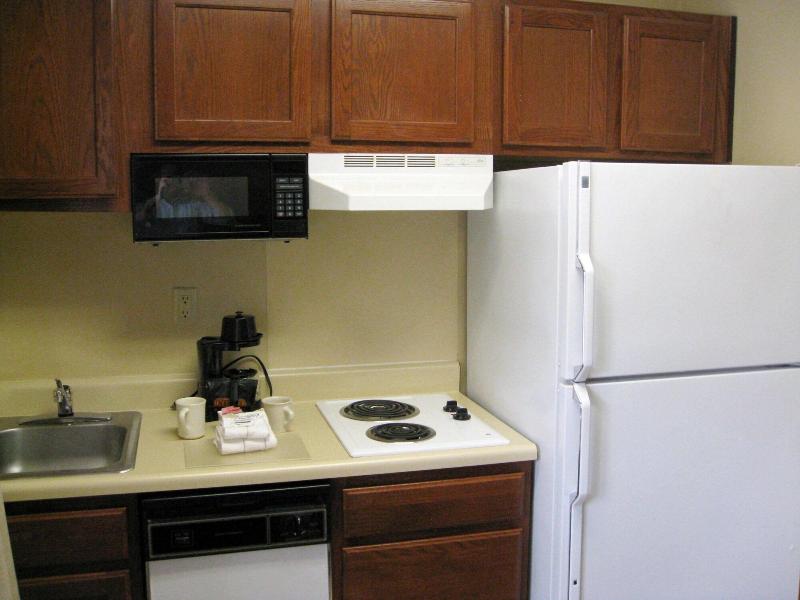 Extended Stay America Suites Kansas City Lenexa 87th St - photo 18