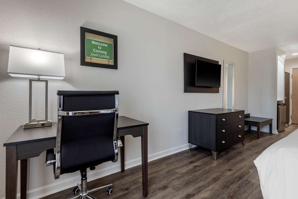 Econo Lodge at the University - photo 19