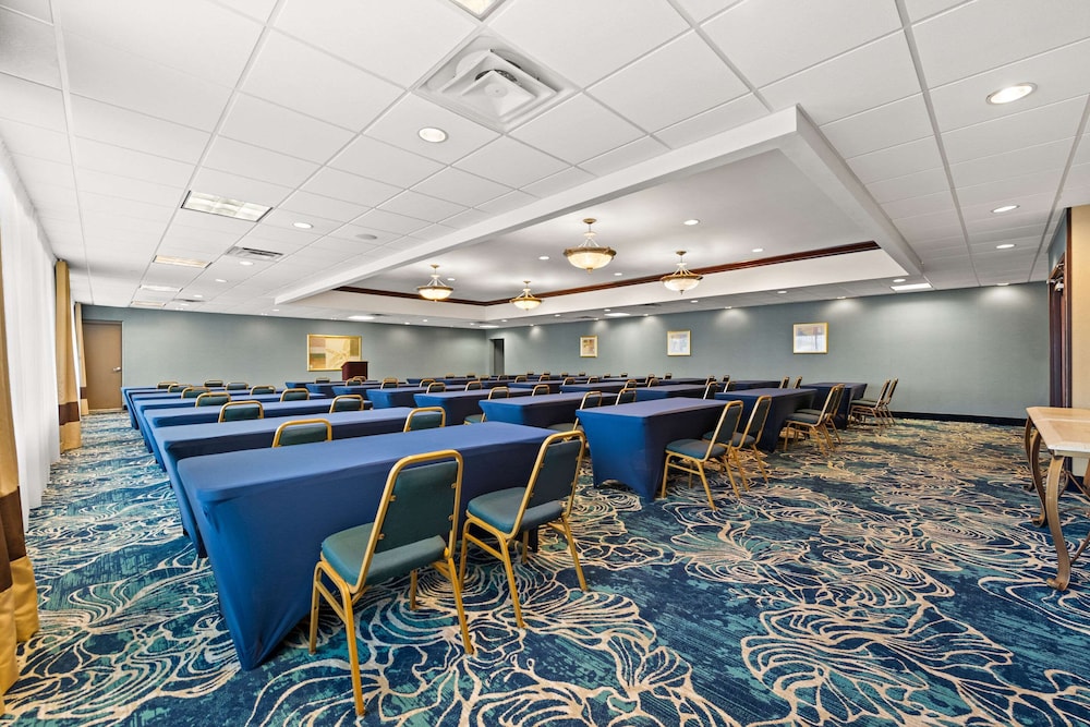 Comfort Inn On the Ocean - photo 57