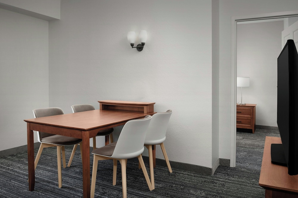 TownePlace Suites by Marriott Suffolk Chesapeake - photo 11