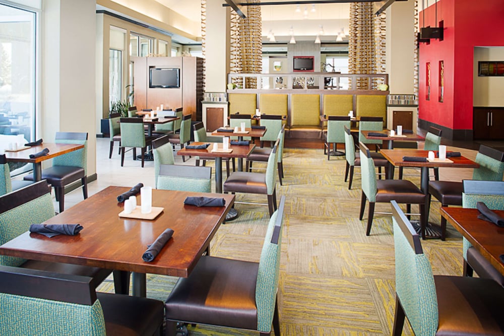 Hilton Garden Inn Albany Airport - photo 23