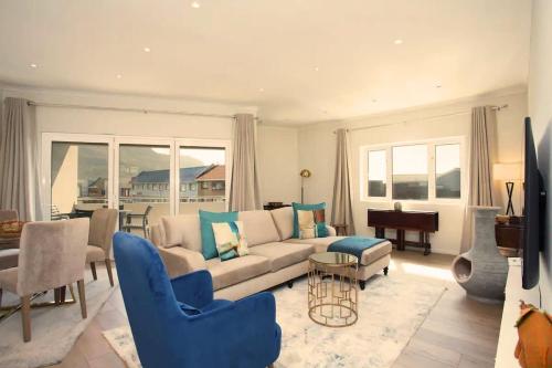 Comfort & Style apartment 200m to beach with parking