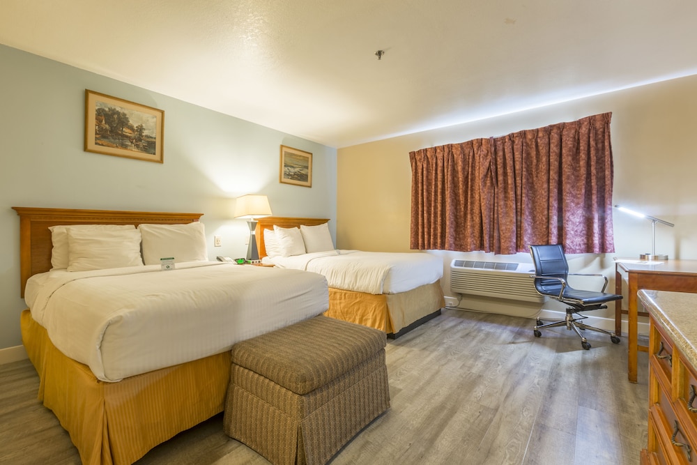 Cherry Orchard Inn - photo 8