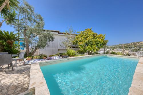 Villa Blu La Patronale — 4-Star Luxury Hotel in Acquarica Del Capo, Italy