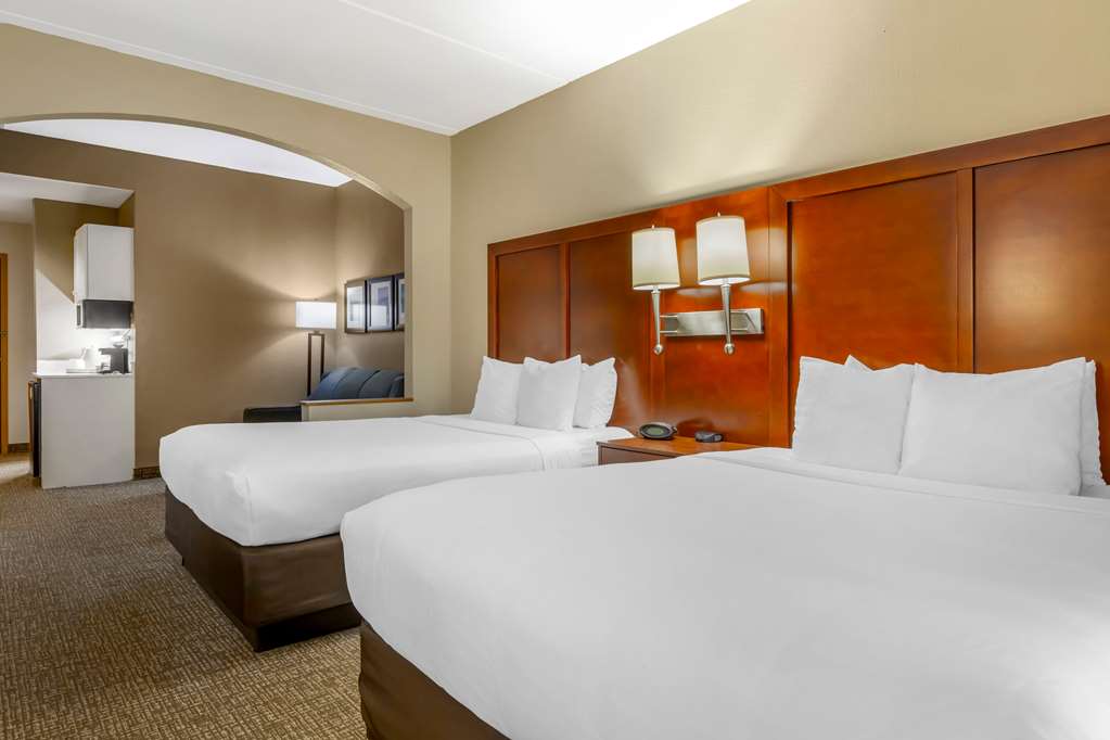 Comfort Suites Regency Park - photo 24