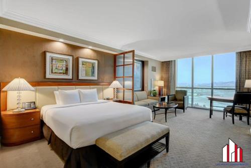 MGM Signature 24 716 Jacuzzi Studio