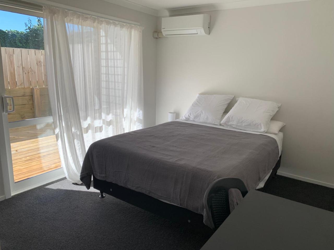 Near the City And Gardens in Hamilton, New Zealand