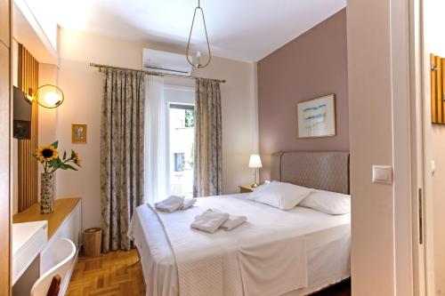 Ariadne by Heloni Apartments — 4-Star Luxury Hotel in Athens, Greece