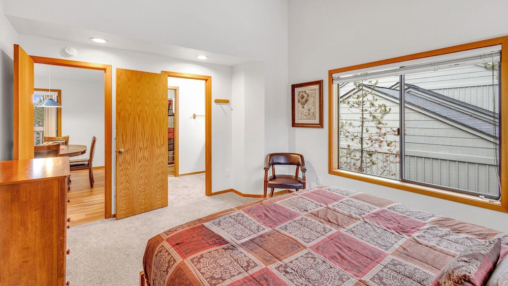 Red Alder Lane 1 - photo 2