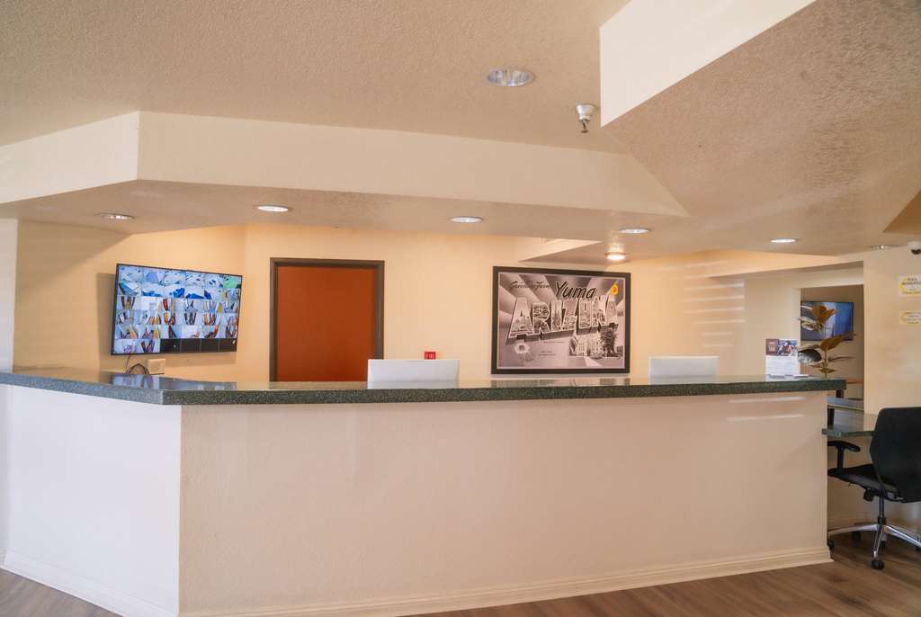 Super 8 by Wyndham Yuma - photo 6