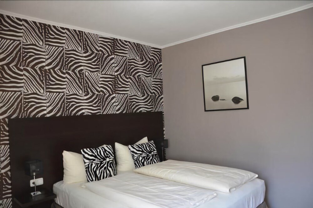 Hotel Rheinstein — Ruedesheim Am Rhein