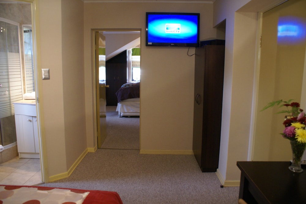 Hotel Baviera — Parral — photo 4