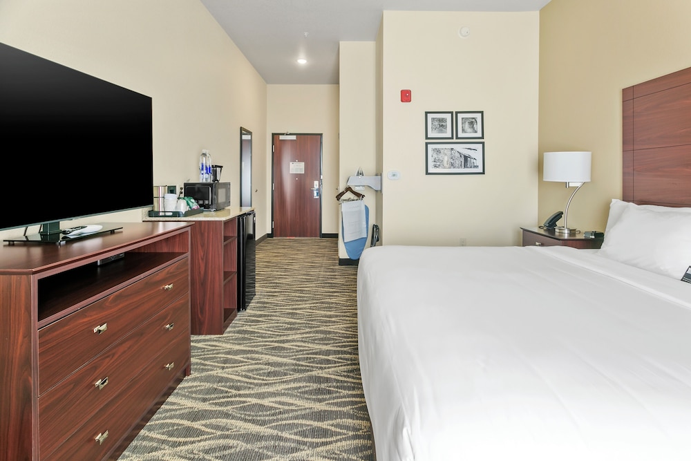 Cobblestone Hotel & Suites Wickenburg - photo 34