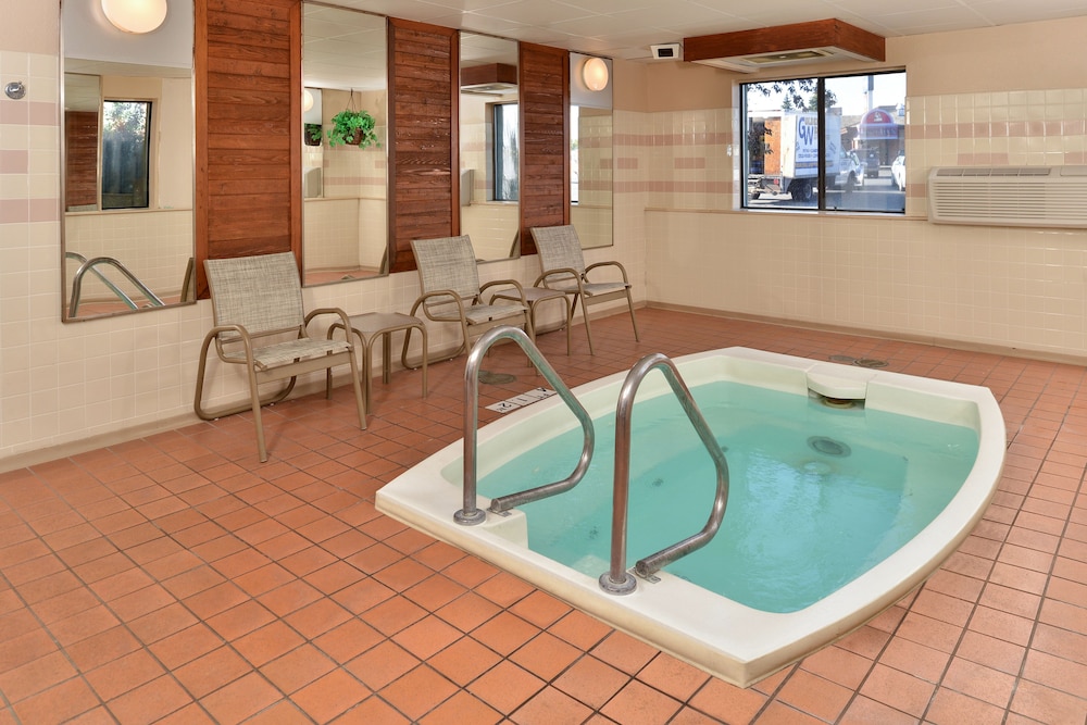Garner Hotel Butte by IHG - photo 45