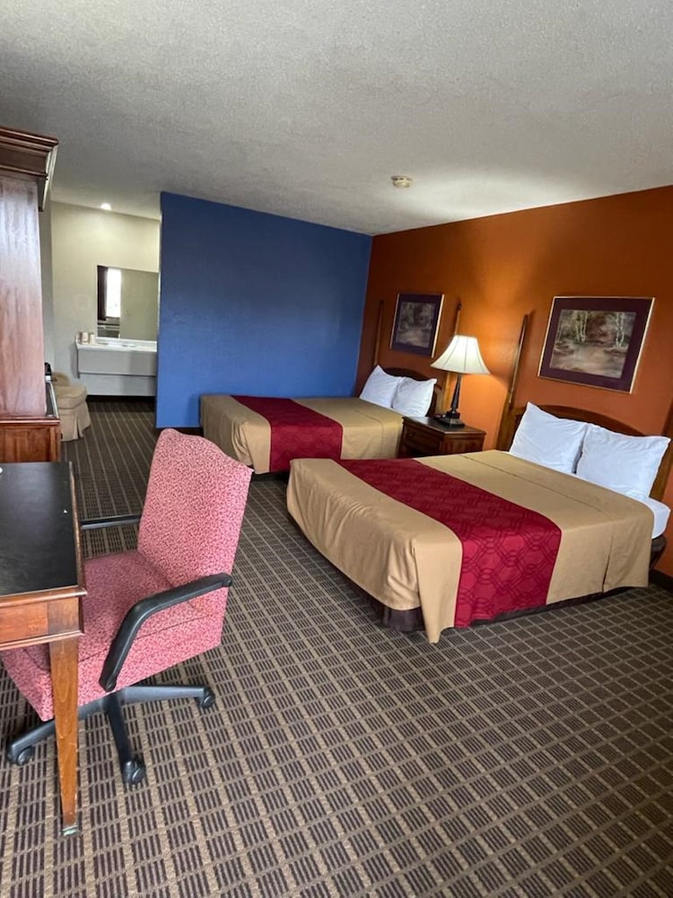 Knights Inn By Capital O Emporia I 35 - photo 32