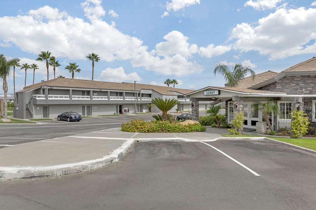 Quality Inn Kettleman City near Hwy 41 - photo 7