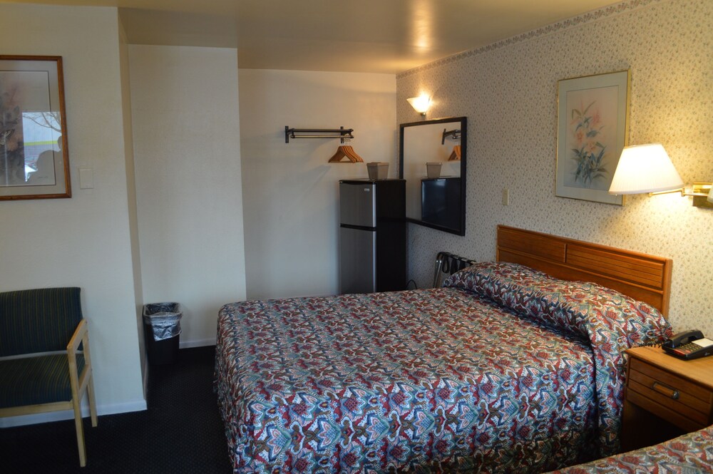 Columbus Motor Inn - photo 11